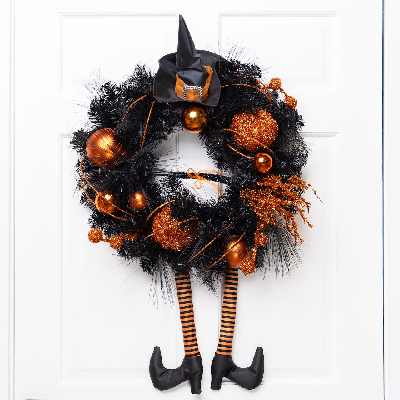 24'' Unlit Orange and Black Witch and Pumpkins Halloween Wreath